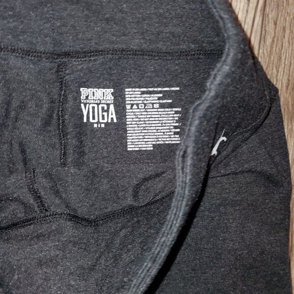 VS Pink Sweatpants 🔵 🟣 ⚫️ ⚪️ Like New - Picture 4 of 6
